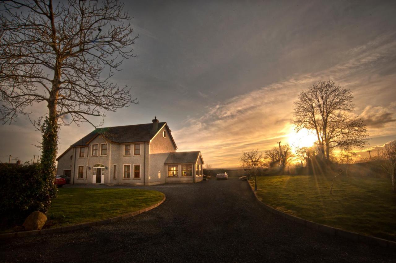 Knockalla Luxury Property With Hot Tub Suitable For Families Portadown Exterior foto