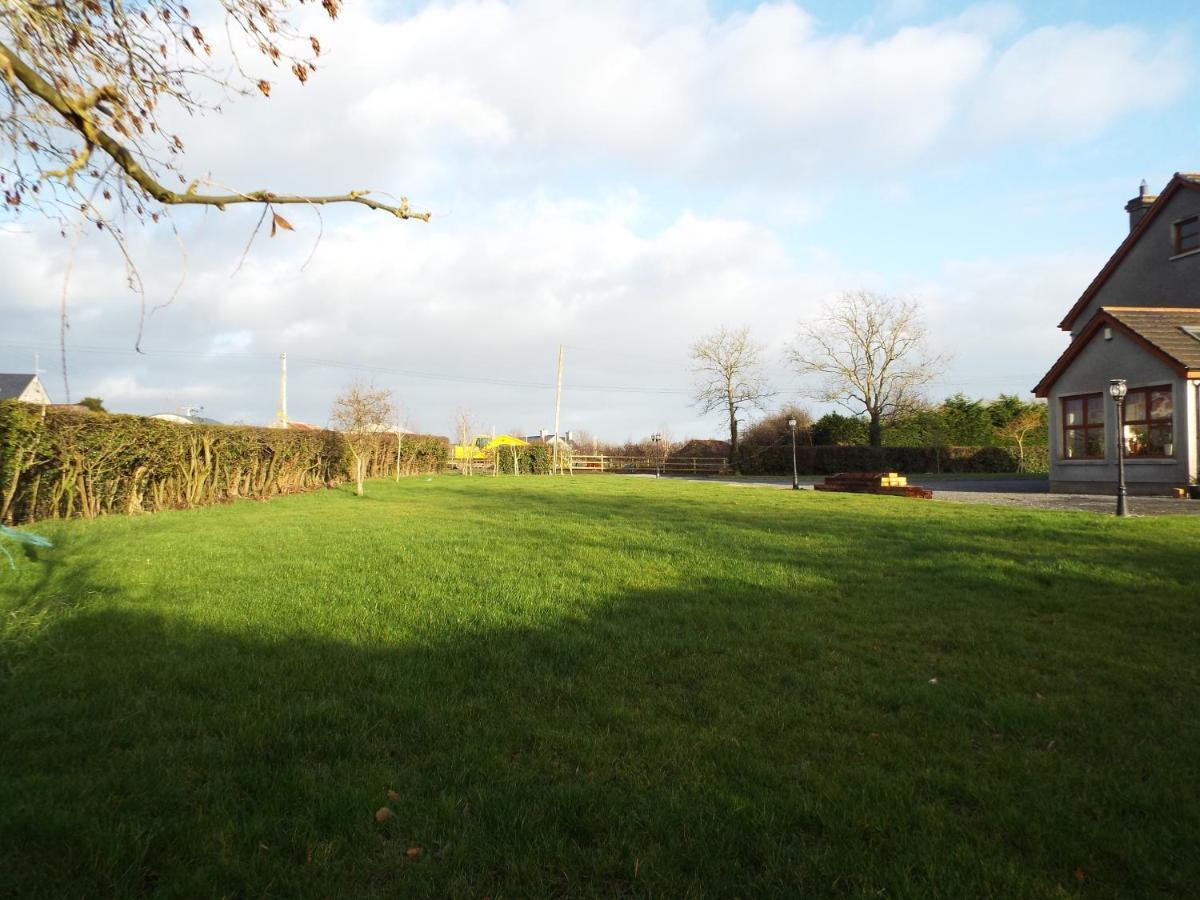 Knockalla Luxury Property With Hot Tub Suitable For Families Portadown Exterior foto