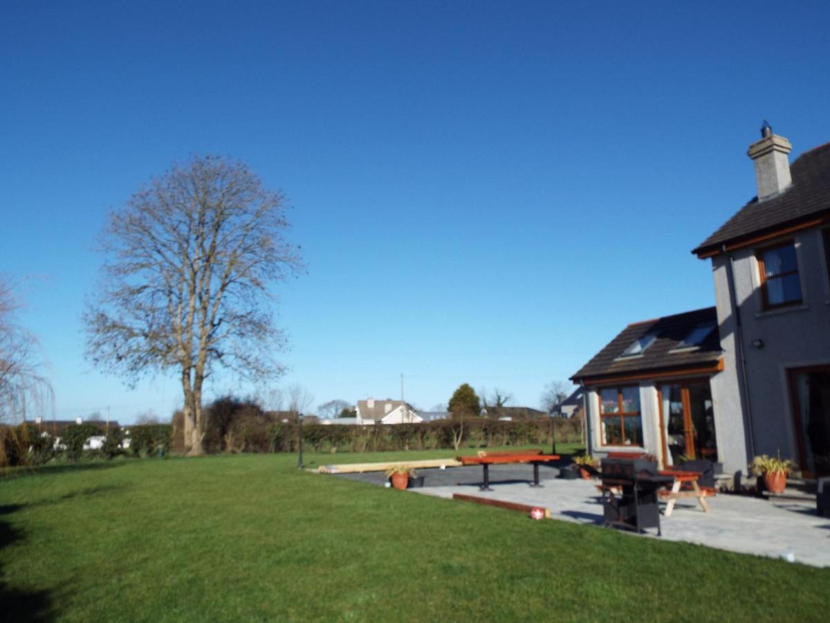 Knockalla Luxury Property With Hot Tub Suitable For Families Portadown Exterior foto