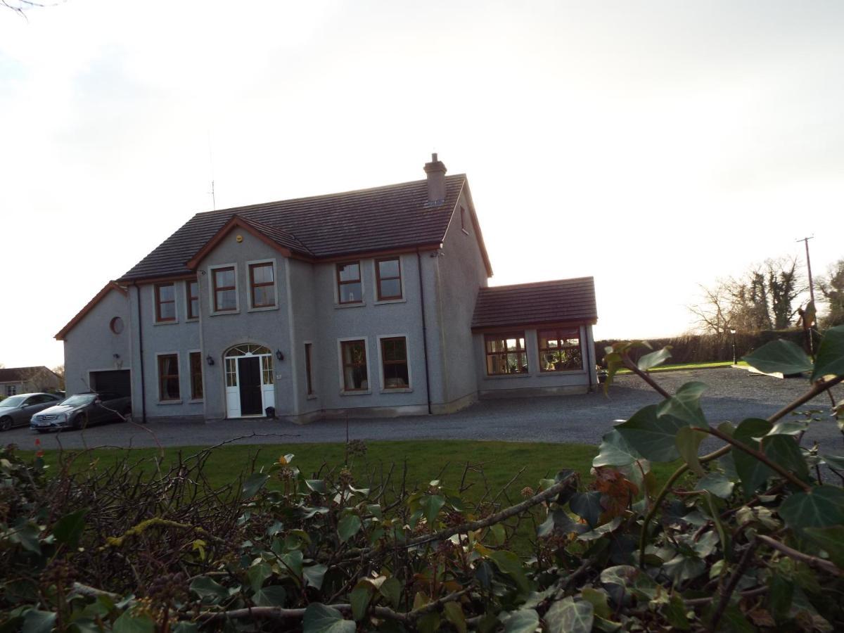 Knockalla Luxury Property With Hot Tub Suitable For Families Portadown Exterior foto