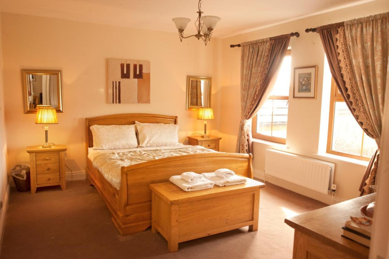 Knockalla Luxury Property With Hot Tub Suitable For Families Portadown Exterior foto