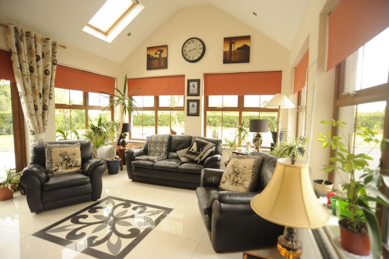 Knockalla Luxury Property With Hot Tub Suitable For Families Portadown Exterior foto